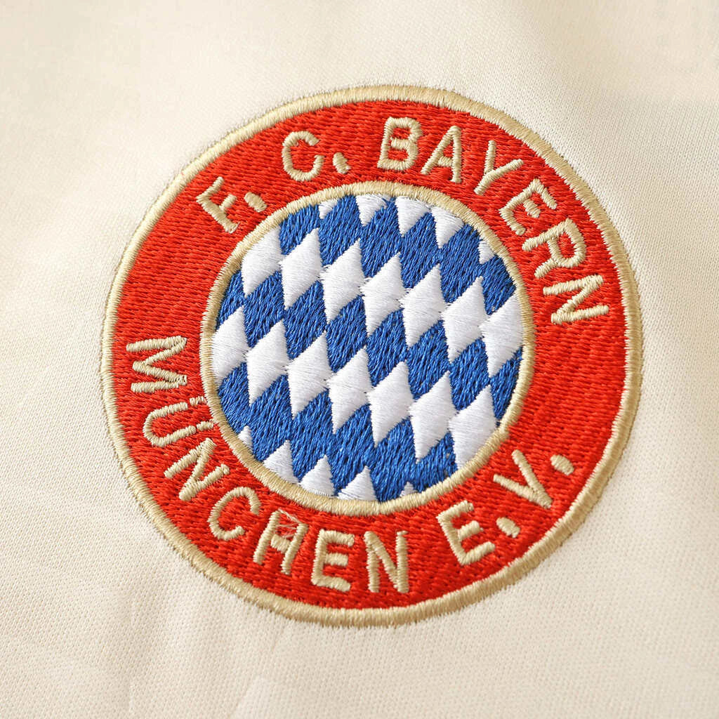 Bayern de Munique Third 2024-25