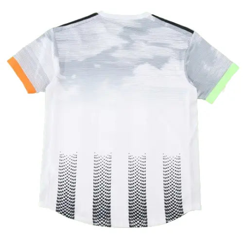 Camisa Retrô Juventus I 2019/20